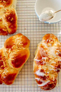 Grab some tasty pulla - cardamom and cinammon buns