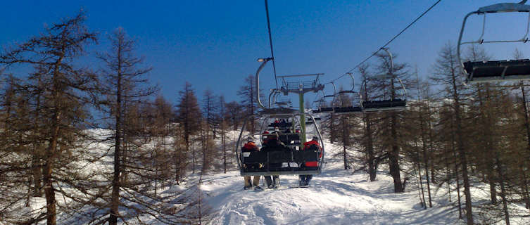 Lifts through the trees, Sauze d'Oulx