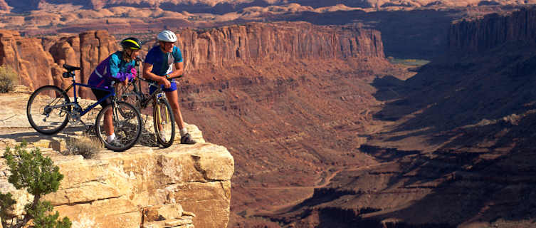 Mountain bikers, Utah