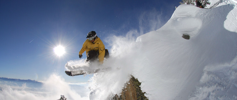 Off-piste snowboarding at Jackson Hole