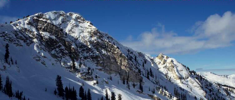 Snowy Utah is excellent for skiing